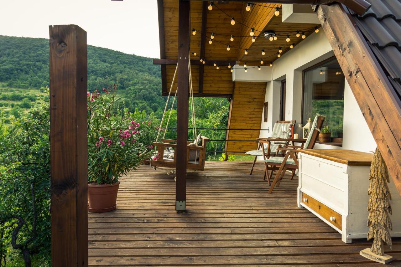 Eged Cottage Eger Bagian luar foto