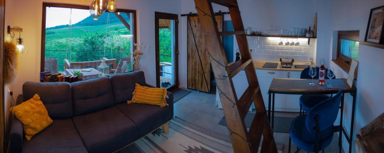 Eged Cottage Eger Bagian luar foto