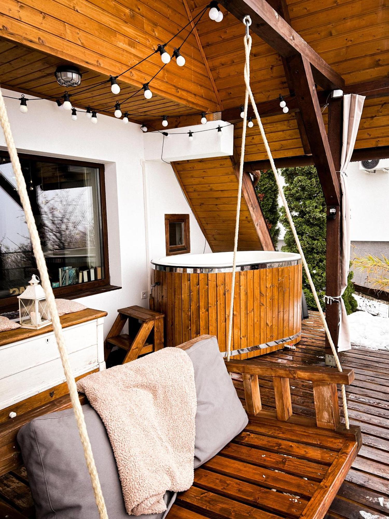 Eged Cottage Eger Bagian luar foto